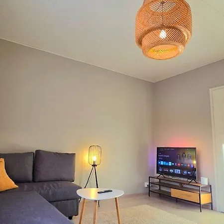 Lejlighed Beautiful In The Middle Of The With Own Parking - Applegarden - 5-6 Persons