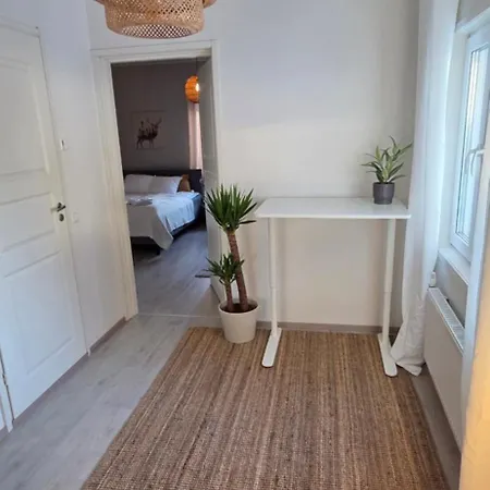 Huoneisto Beautiful In The Middle Of The With Own Parking - Applegarden - 5-6 Persons Lahti