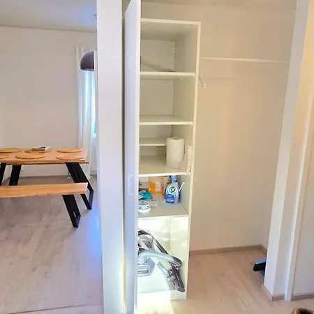 Beautiful In The Middle Of The With Own Parking - Applegarden - 5-6 Persons Lejlighed Lahti