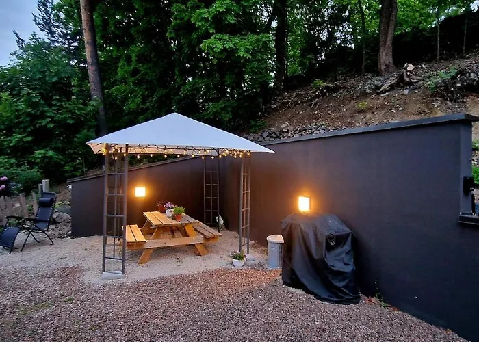 Daire Beautiful In The Middle Of The With Own Parking - Applegarden - 5-6 Persons