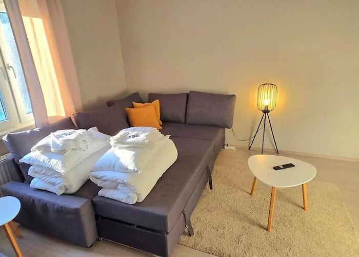 Beautiful In The Middle Of The With Own Parking - Applegarden - 5-6 Persons Daire *